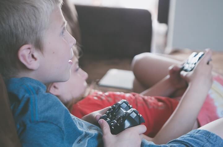 Tencent Uses Facial Recognition to Keep Kids from Late-Night Gaming - featured image news